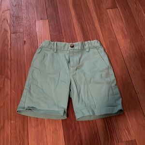 EUC Vineyard Vines boy’s shorts size 6